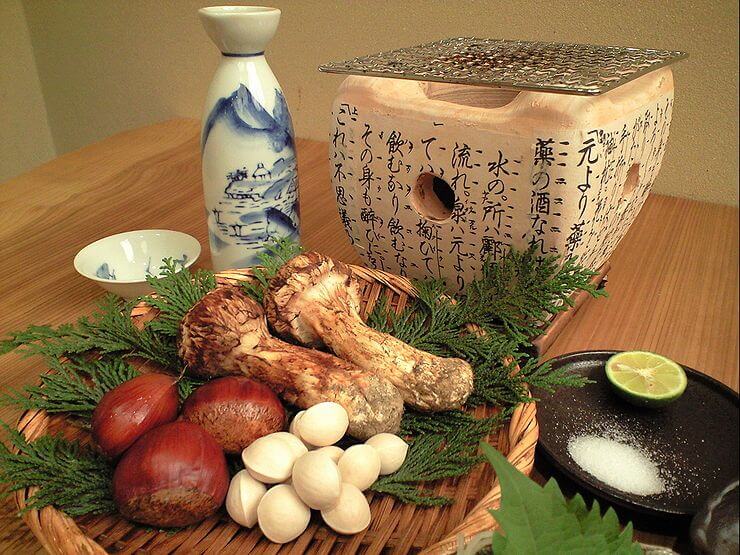 故郷の伊那をこよなく愛する女将が仕入れるこだわり食材の数々