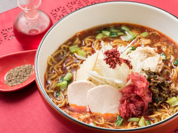 おすすめは、ほどよい酸味と奥深い味わいの『酸辣タンメン』