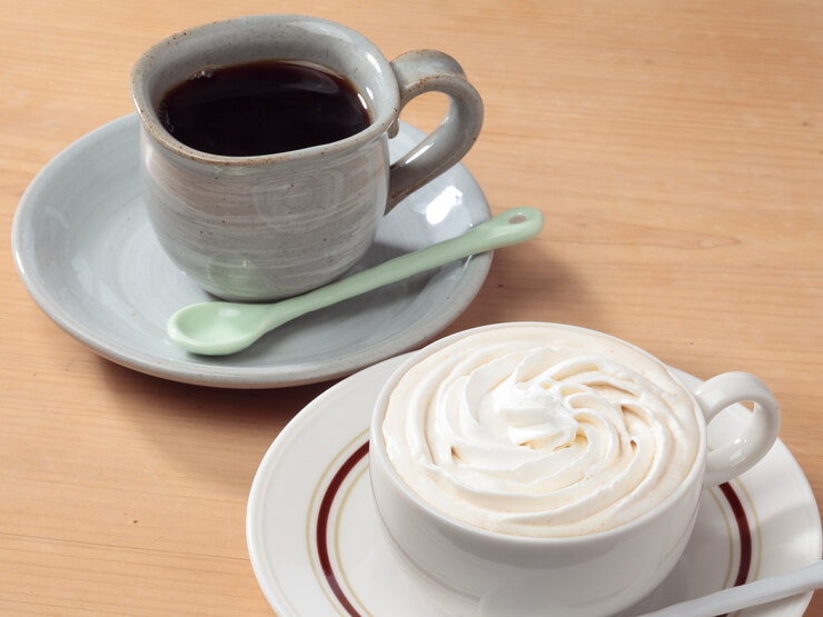 天然の地下水を、ドリップ式で丁寧に入れたコーヒーで至福のひと時を