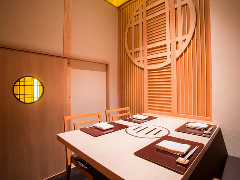 西麻布 けんしろう